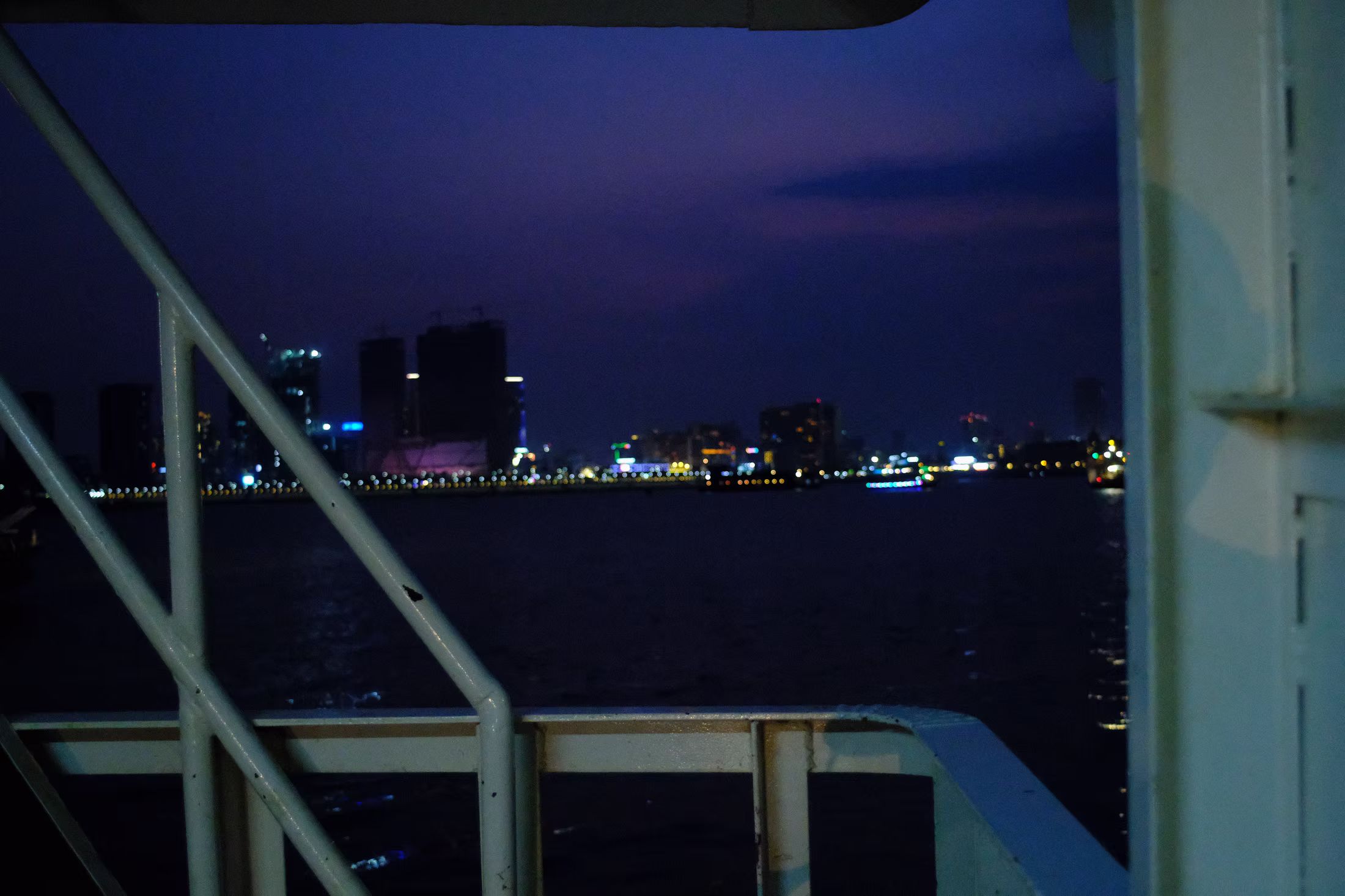 COUNTRY photograph 13